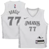 Meraviglioso Luka Dončić Dallas Mavericks Nike Preschool 2024/25 Swingman Player Jersey City Edition White per i devoti sostenitori