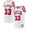 Prestigioso Resistente Moderno Scottie Pippen Chicago Bulls Hardwood Classics Swingman Jersey White/Black per i devoti sostenitori
