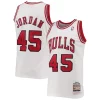 Carino Men's Chicago Bulls Michael Jordan White 1994 95 Hardwood Classics Authentic Player Jersey per i devoti sostenitori