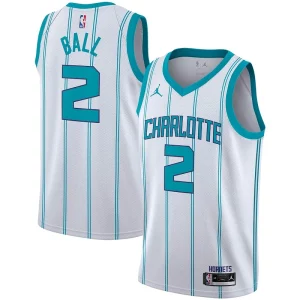 Comodo Stupendo Versatile LaMelo Ball Charlotte Hornets Jordan Brand 2020/21 Swingman Player Jersey Association Edition White per i devoti sostenitori