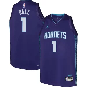Splendido Raffinato Sofisticato LaMelo Ball Charlotte Hornets Jordan Brand Youth Swingman Jersey Statement Edition Purple per i devoti sostenitori