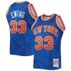 Gorgeous Classico Prestigioso Patrick Ewing New York Knicks Hardwood Classics 1991/92 Lunar New Year Swingman Jersey Blue per i devoti sostenitori