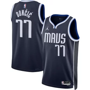 Gorgeous Stupendo Raffinato Luka Dončić Dallas Mavericks Jordan Brand Unisex Swingman Jersey Statement Edition Navy per i devoti sostenitori