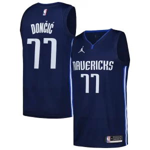 Moderno Accattivante Robusto Luka Dončić Dallas Mavericks Jordan Brand Swingman Player Jersey Statement Edition Navy per i devoti sostenitori